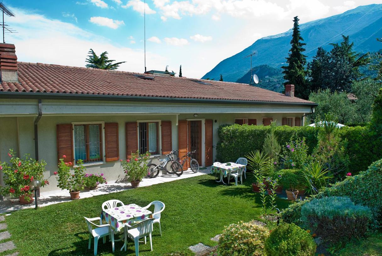 Casa Facchinetti Yellow Apartment Malcesine Exteriér fotografie